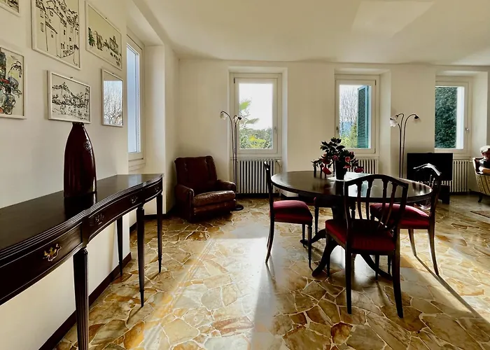 Апартаменты Close To Orta