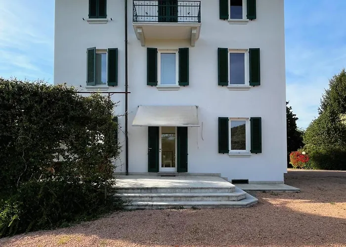 Close To Orta